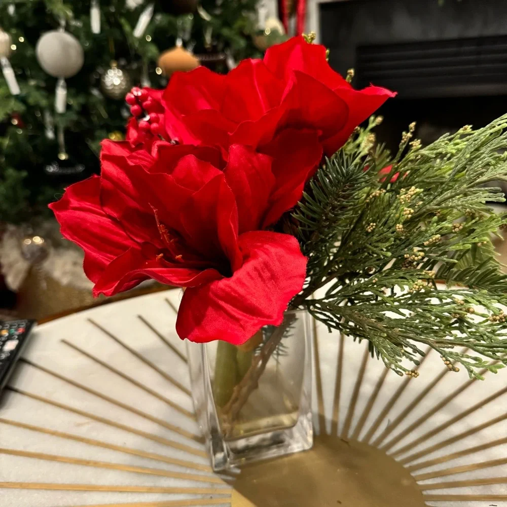 Pottery Barn 1/ Faux Berry & Amaryllis Mixed Arrangement In Glass Vase